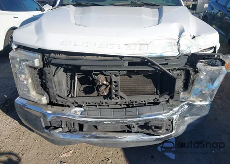 2017 Ford F-250 Xlt из США, поврежденный, VIN 1FT7W2A60HEC90265